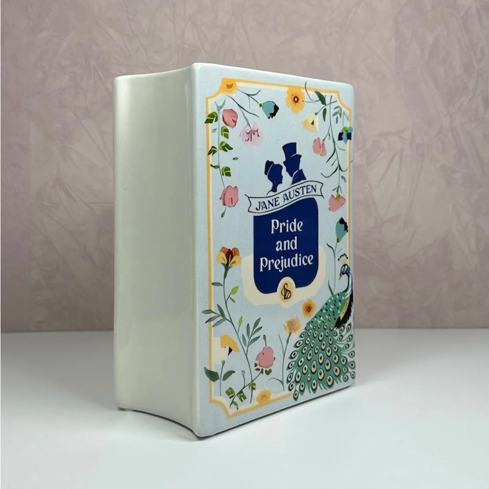 Jane Austen 'Pride and Prejudice' Decorative Vase